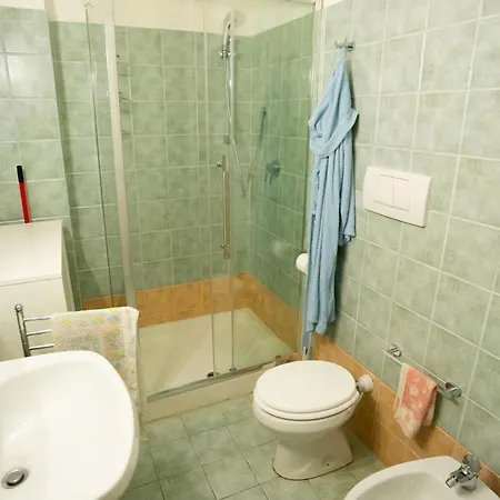 Appartamento Grazioso Pianoterra Vicino Al Mare Marcelli