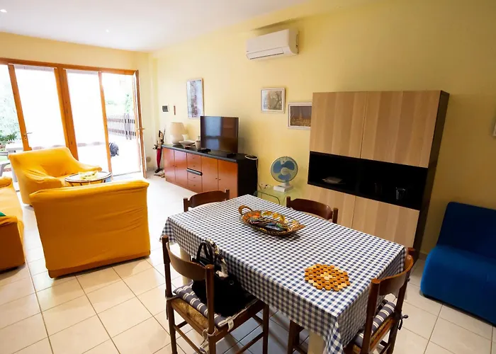 Appartamento Grazioso Pianoterra Vicino Al Mare